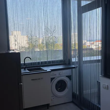 Matthias&yannis Năvodari